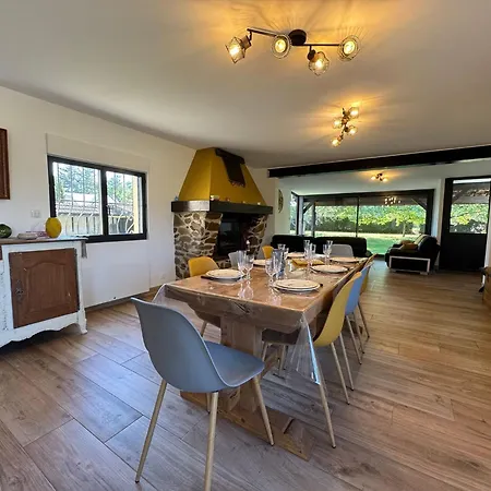 Des Tamaris Maison Chaleureuse Proche Circuit *